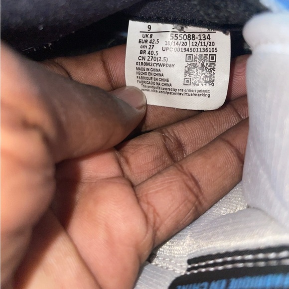 Jordan 1s unc - Picture 4 of 4